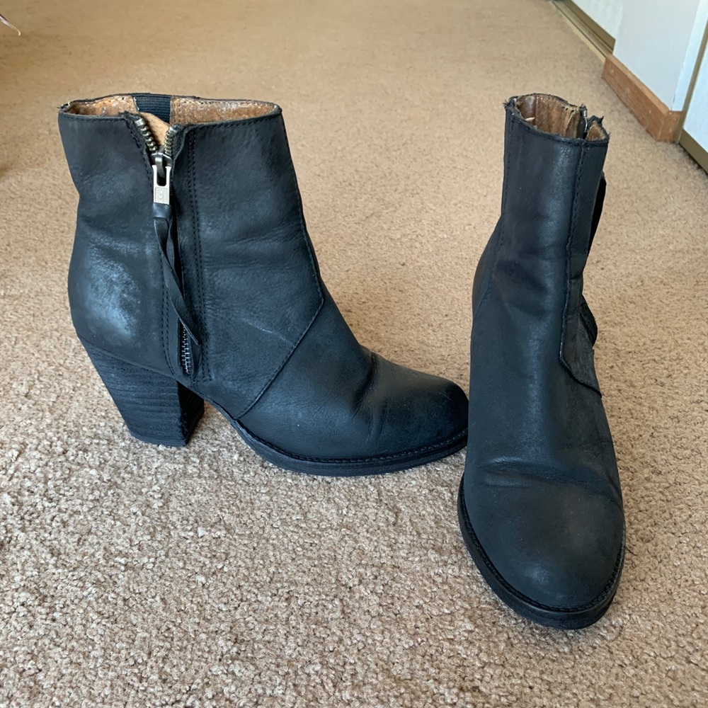 Steve Madden Paradoxx black ankle boots Size 7